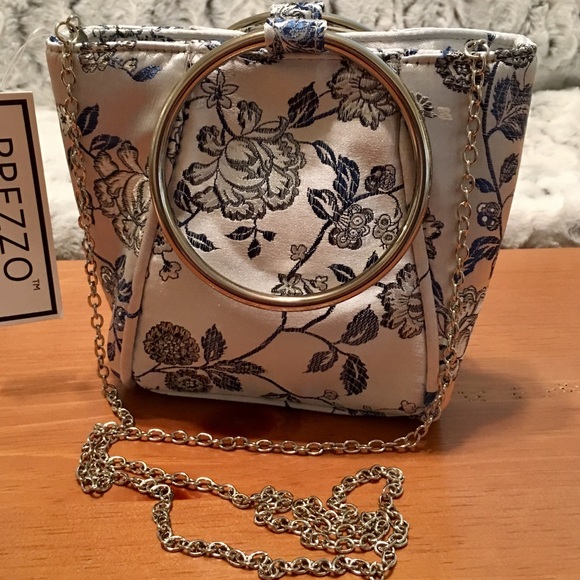 PREZZO Handbags - 💠 Embroidery 💠